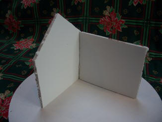 Learn to assemble an artificial gingerbread house